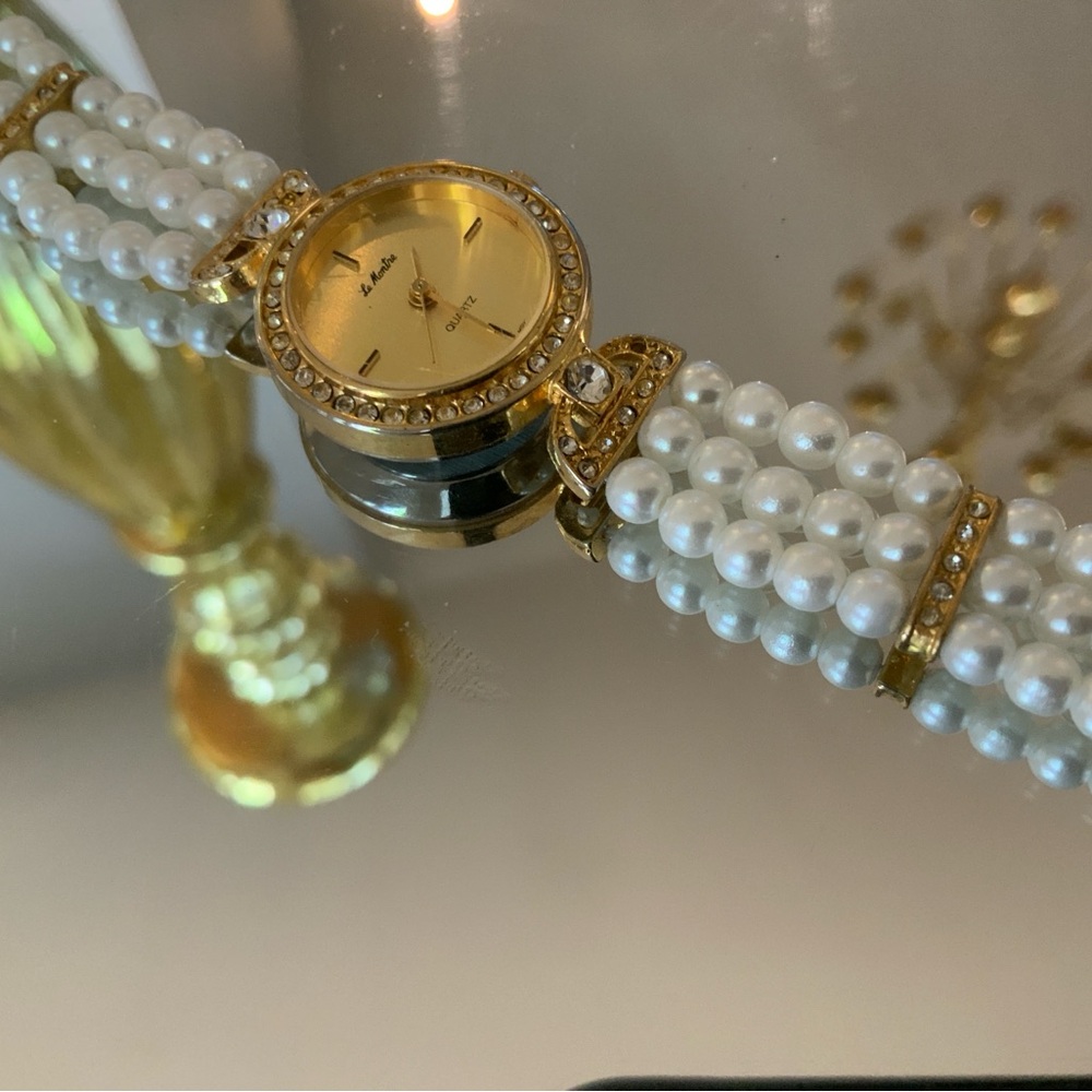 Vintage Pearl Beaded Gold-Tone Ladies Watch Bracelet